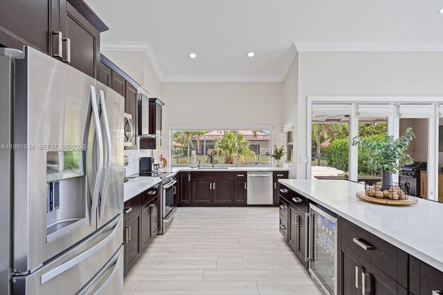 8412 NW 52nd Pl, Coral Springs, FL 33067