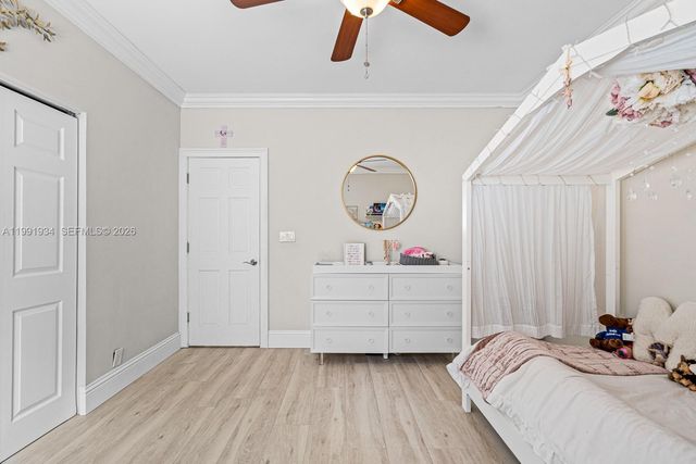 8412 NW 52nd Pl, Coral Springs, FL 33067