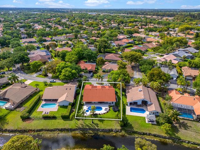 8412 NW 52nd Pl, Coral Springs, FL 33067