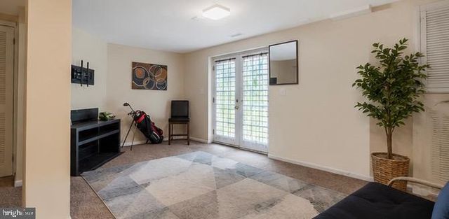 9142 LAMBSKIN LN, Columbia, MD 21045