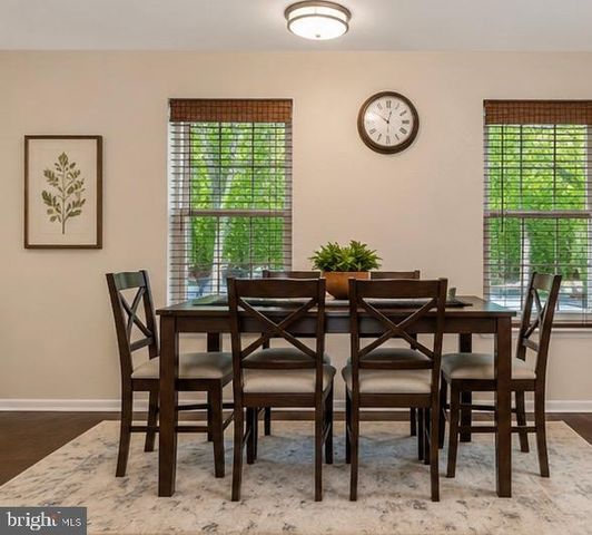 9142 LAMBSKIN LN, Columbia, MD 21045
