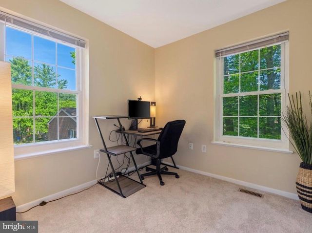 9142 LAMBSKIN LN, Columbia, MD 21045