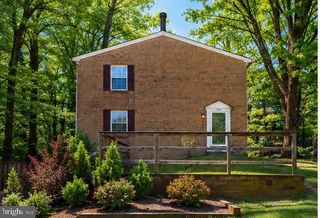 9142 LAMBSKIN LN, Columbia, MD 21045