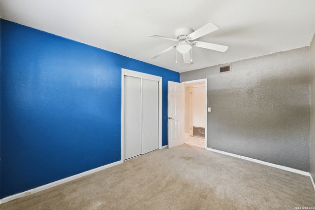 1032 S Mesquite, New Braunfels, TX 78130