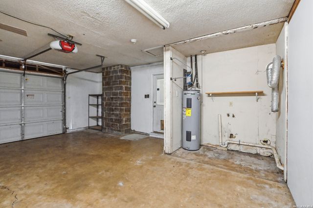 1032 S Mesquite, New Braunfels, TX 78130