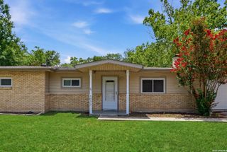 1032 S Mesquite, New Braunfels, TX 78130