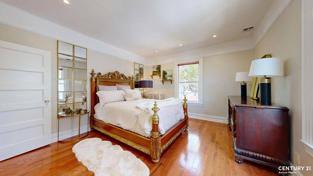 152 76th Street, New York City, NY 11209