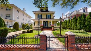 152 76th Street, New York City, NY 11209