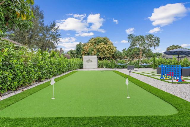6674 4th St, Jupiter, FL 33458