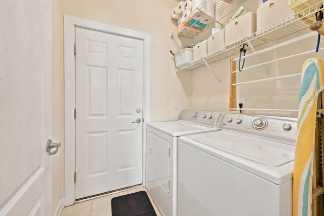 148 Glenmoor Dr., Conway, SC 29526