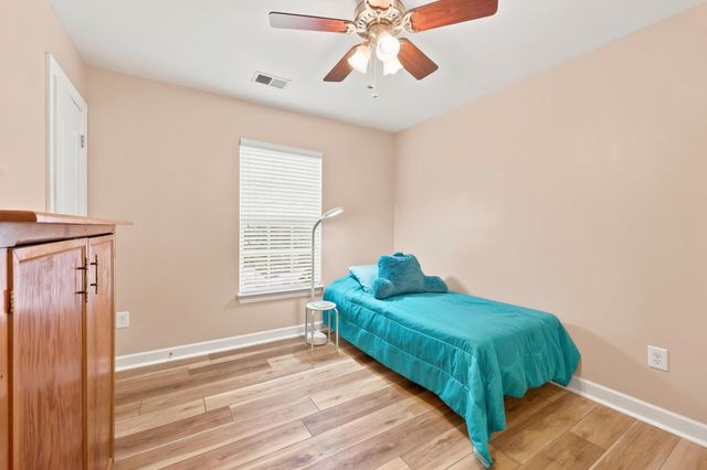 148 Glenmoor Dr., Conway, SC 29526