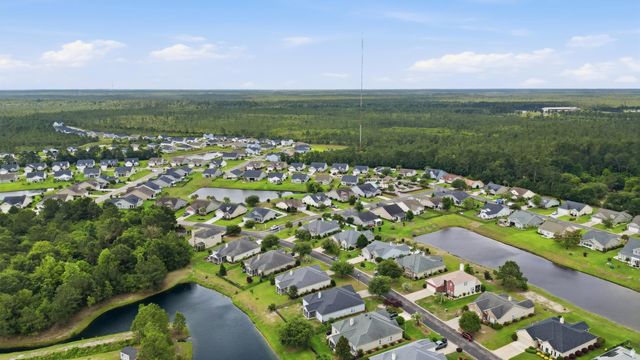 148 Glenmoor Dr., Conway, SC 29526