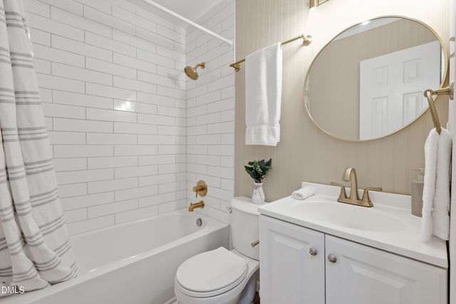 820 Nuttree Place, Raleigh, NC 27606