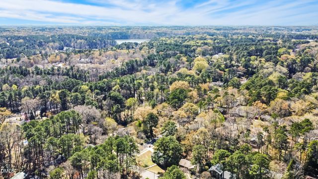 820 Nuttree Place, Raleigh, NC 27606