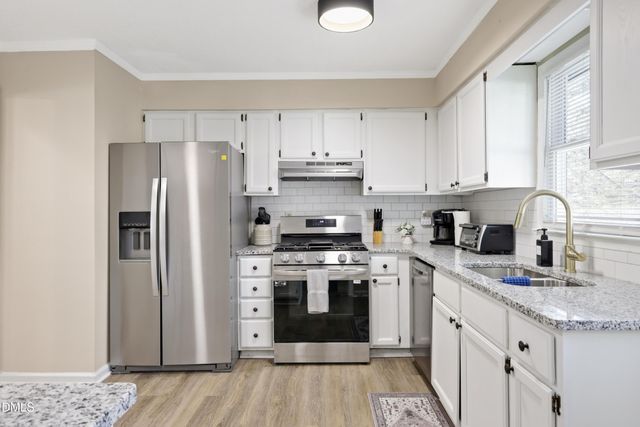 820 Nuttree Place, Raleigh, NC 27606