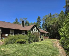 4180 Takilma Road, Cave Junction, OR 97523