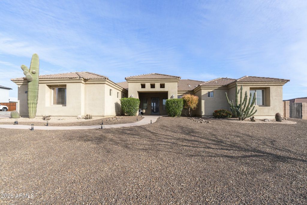 Image 1 of property listing at 40927 N 3RD Avenue, Phoenix, AZ 85086