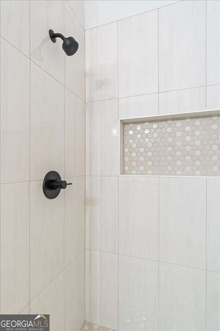 6169 PINEWOOD Drive SE, Covington, GA 30014