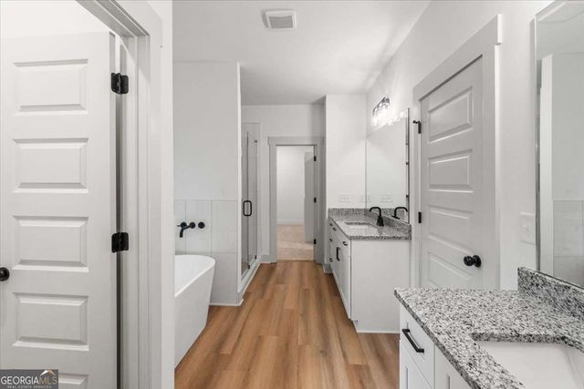 6169 PINEWOOD Drive SE, Covington, GA 30014