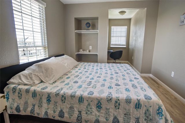 1984 Matt Drive, Crystal Beach, TX 77650