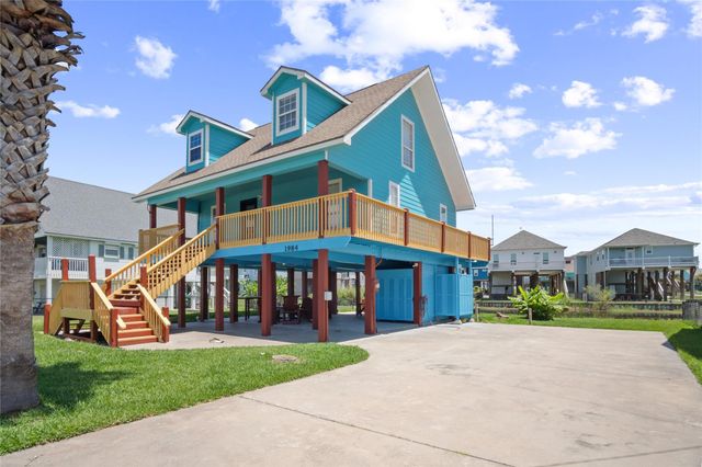 1984 Matt Drive, Crystal Beach, TX 77650