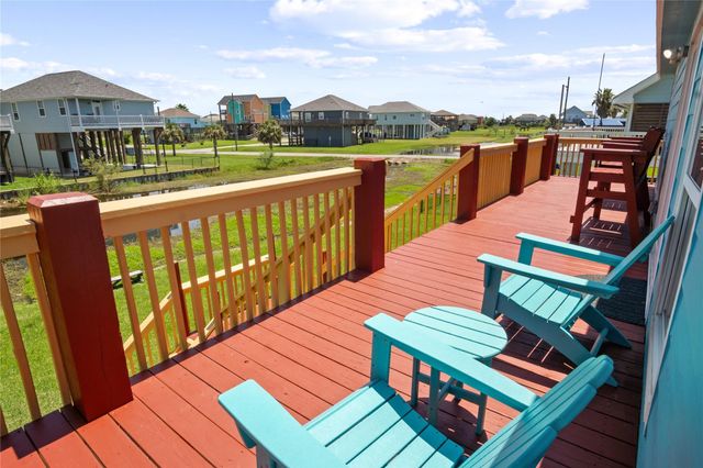 1984 Matt Drive, Crystal Beach, TX 77650