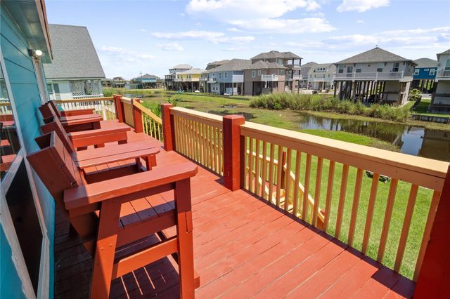 1984 Matt Drive, Crystal Beach, TX 77650