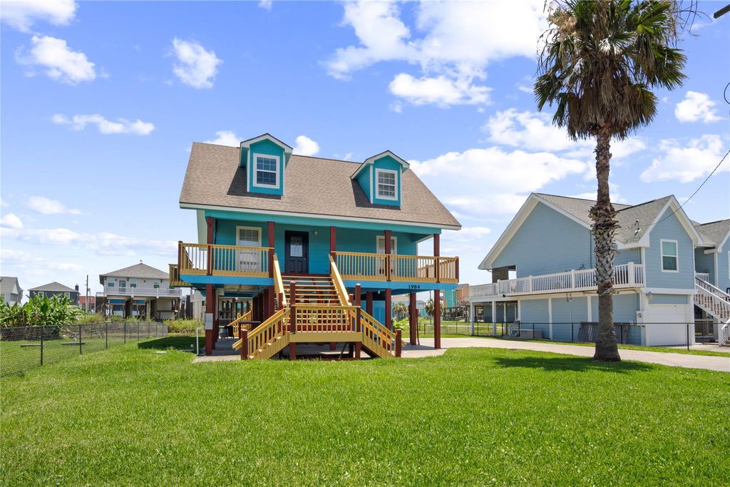 1984 Matt Drive, Crystal Beach, TX 77650