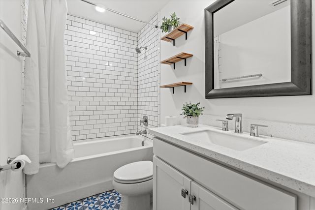 192 PARK CENTER Avenue, Ponte Vedra, FL 32081