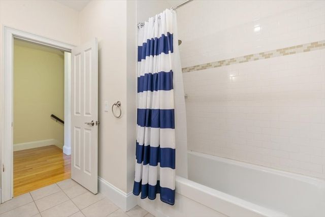 23 Spruce St B, Acton, MA 01720