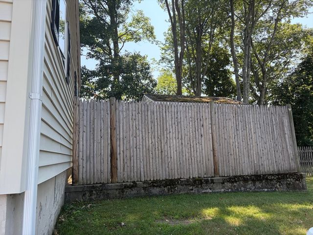90 Westview Dr., Norwood, MA 02062