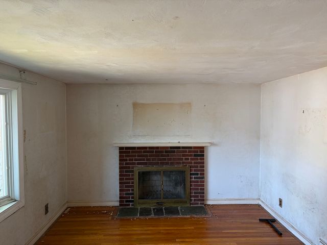 90 Westview Dr., Norwood, MA 02062