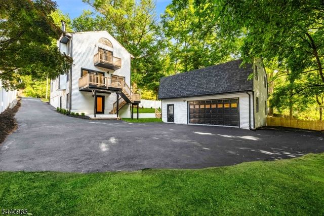 140 Walker Rd, West Orange Twp., NJ 07052
