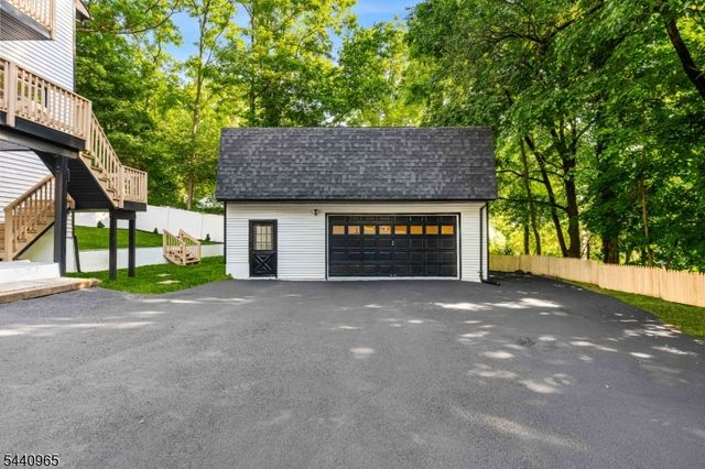 140 Walker Rd, West Orange Twp., NJ 07052
