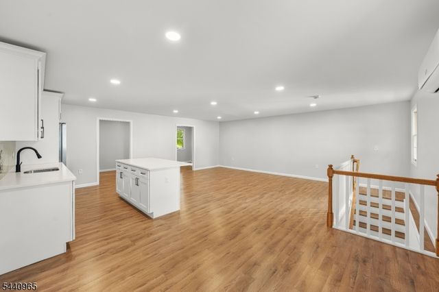 140 Walker Rd, West Orange Twp., NJ 07052