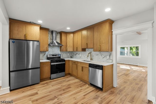 140 Walker Rd, West Orange Twp., NJ 07052