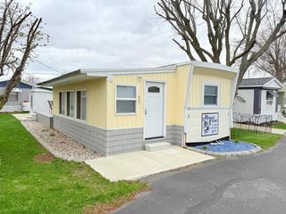 999 N Buck Rd # 37, Marblehead, OH 43440