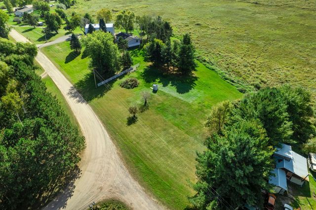 5234 Royal Woods Road, Braham, MN 55006