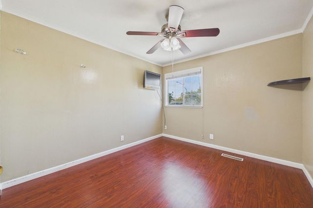 1912 Middelburg Ct, Modesto, CA 95356