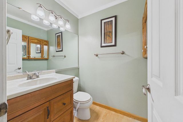 1912 Middelburg Ct, Modesto, CA 95356