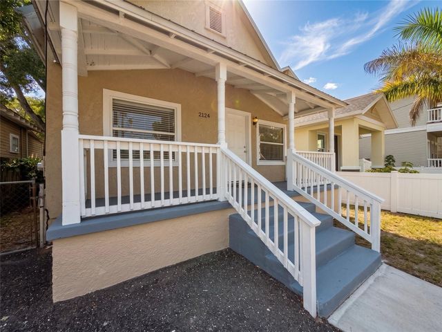 2124 W CHESTNUT STREET, Tampa, FL 33607