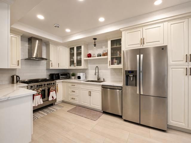 300 Rennie, San Jose, CA 95127