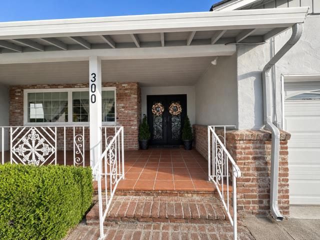 300 Rennie, San Jose, CA 95127