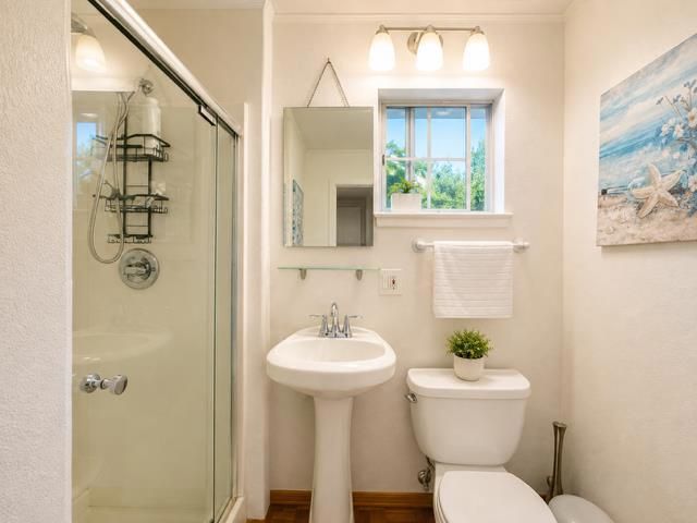 300 Rennie, San Jose, CA 95127