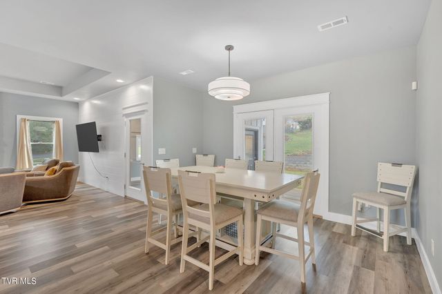 283 Old Island Trail, Kingsport, TN 37664