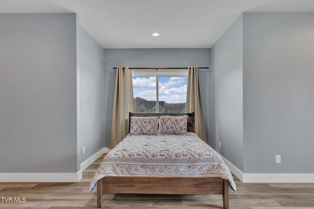 283 Old Island Trail, Kingsport, TN 37664