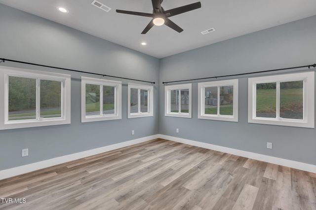 283 Old Island Trail, Kingsport, TN 37664