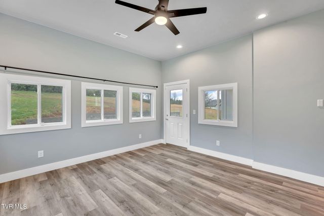 283 Old Island Trail, Kingsport, TN 37664