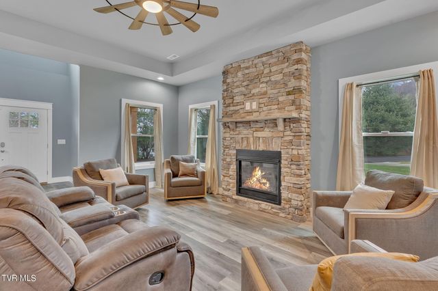 283 Old Island Trail, Kingsport, TN 37664