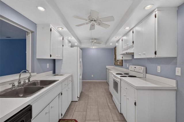 1275 STONEHAVEN LANE, Dunedin, FL 34698